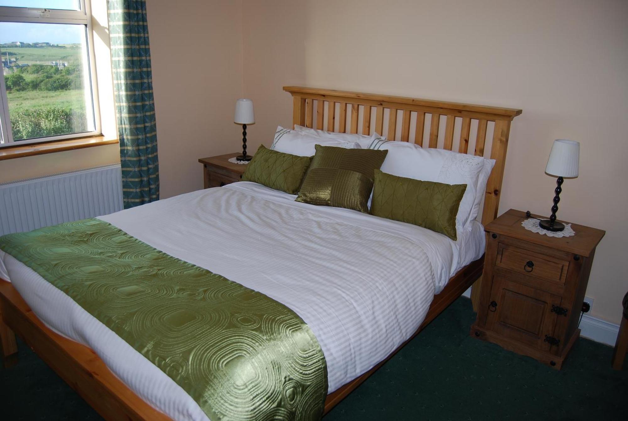 Clonmore Lodge B&B Quilty Exterior foto